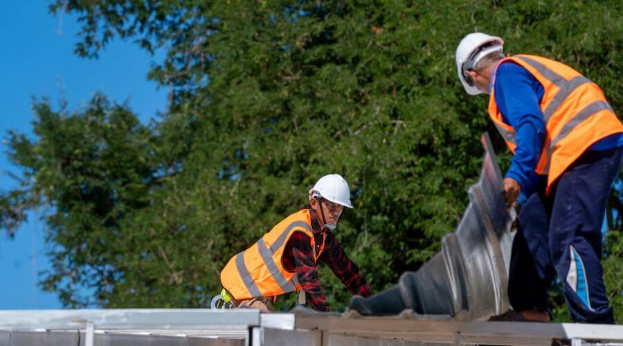 Professional new roof installation services in Tampa, KS